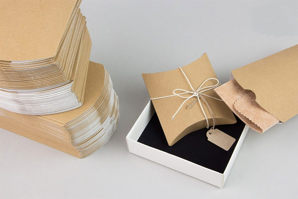 مقایسه جعبه مقوایی و هارد باکس